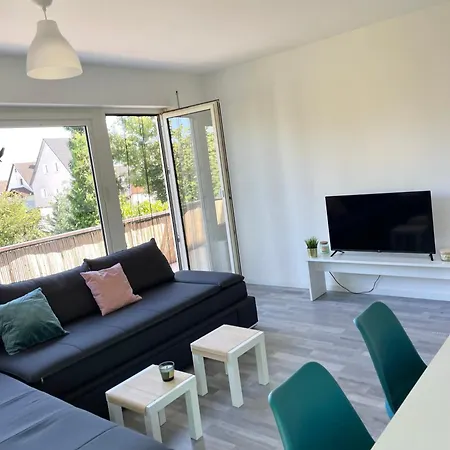 Mit Balkon,