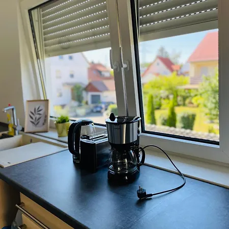 Mit Balkon,